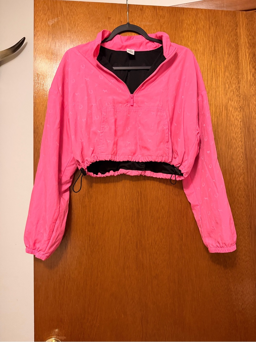 Victoria’s Secret Pink techwear crop workout top